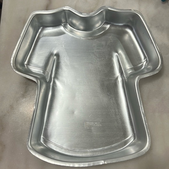 Vintage 1979 Wilton Shirt Cake Pan - Picture 2 of 4